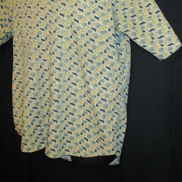 B D Baggies Short Sleeves Multicolored Flying Bats Button Down Shirt - Picture 3 of 9